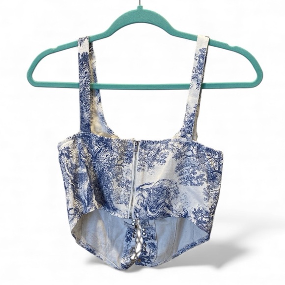Cider Blue and White Printed Crop Top - Picture 4 of 6